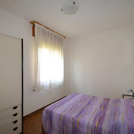 Apartment Orialfi
